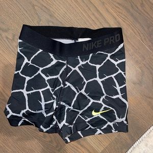 Nike pros worn once size Small